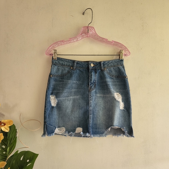 Rewash Brand Size 5 Distressed Denim Blue Jeans  Mini Skirt - Picture 4 of 9